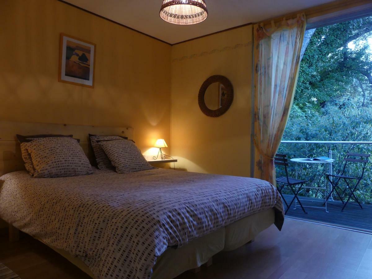Les 3 Saisons Bed & Breakfast คุคุรง ภายนอก รูปภาพ