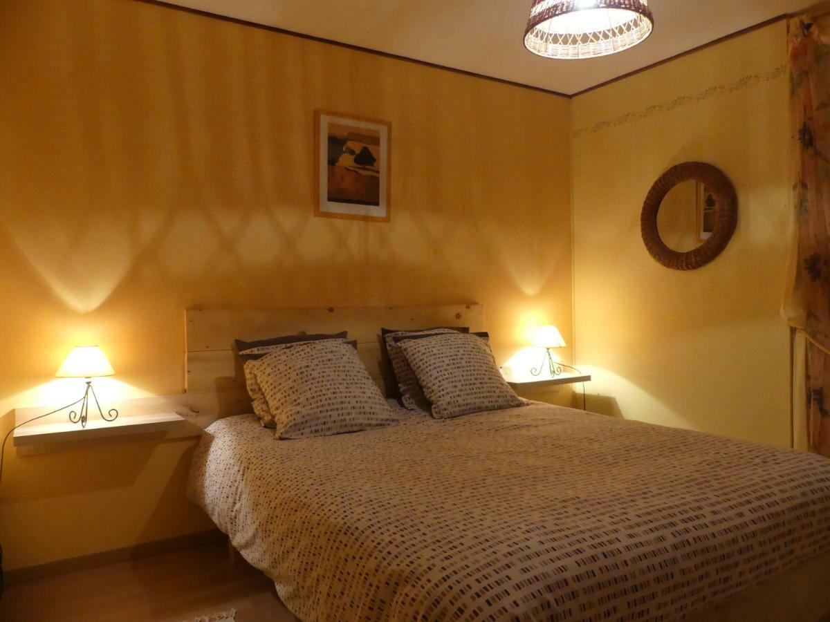 Les 3 Saisons Bed & Breakfast คุคุรง ภายนอก รูปภาพ